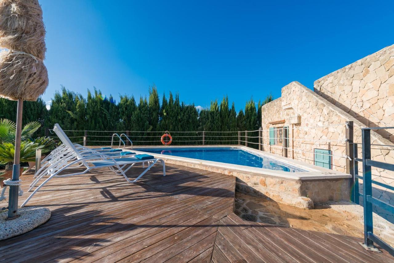 Villa Can Pau, Pool And Garden Close To The Beach 阿尔库迪亚港 外观 照片