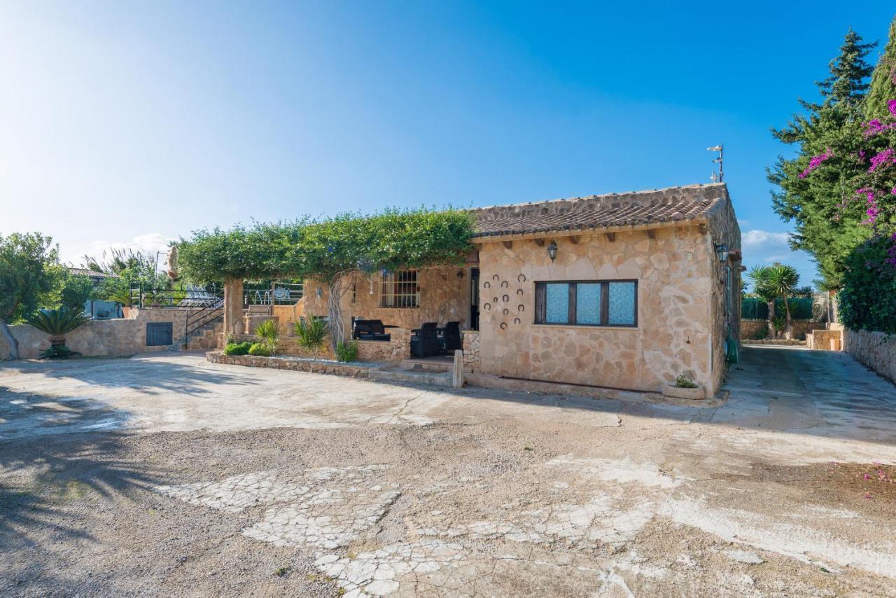 Villa Can Pau, Pool And Garden Close To The Beach 阿尔库迪亚港 外观 照片