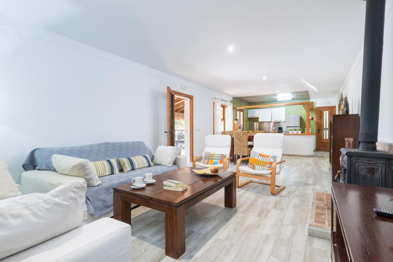 Villa Can Pau, Pool And Garden Close To The Beach 阿尔库迪亚港 外观 照片