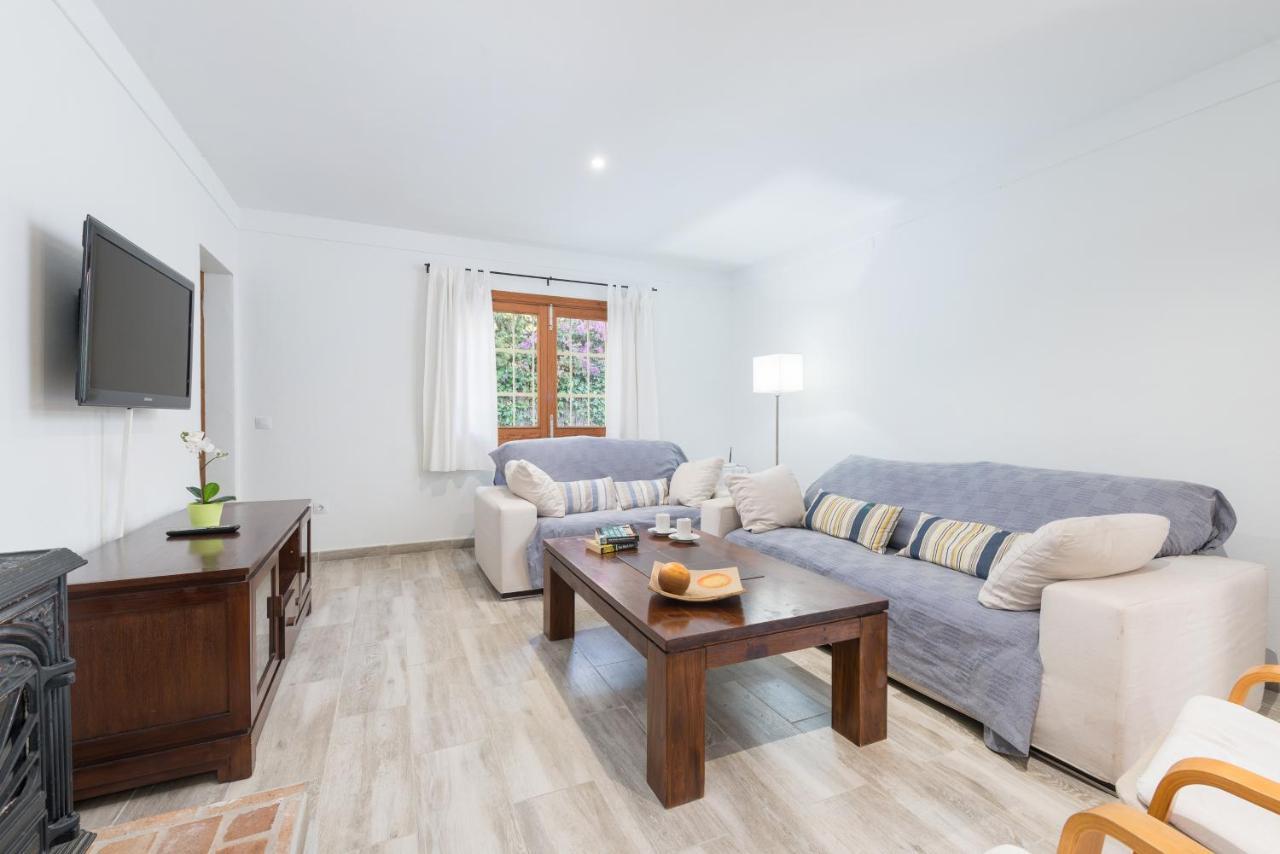 Villa Can Pau, Pool And Garden Close To The Beach 阿尔库迪亚港 外观 照片
